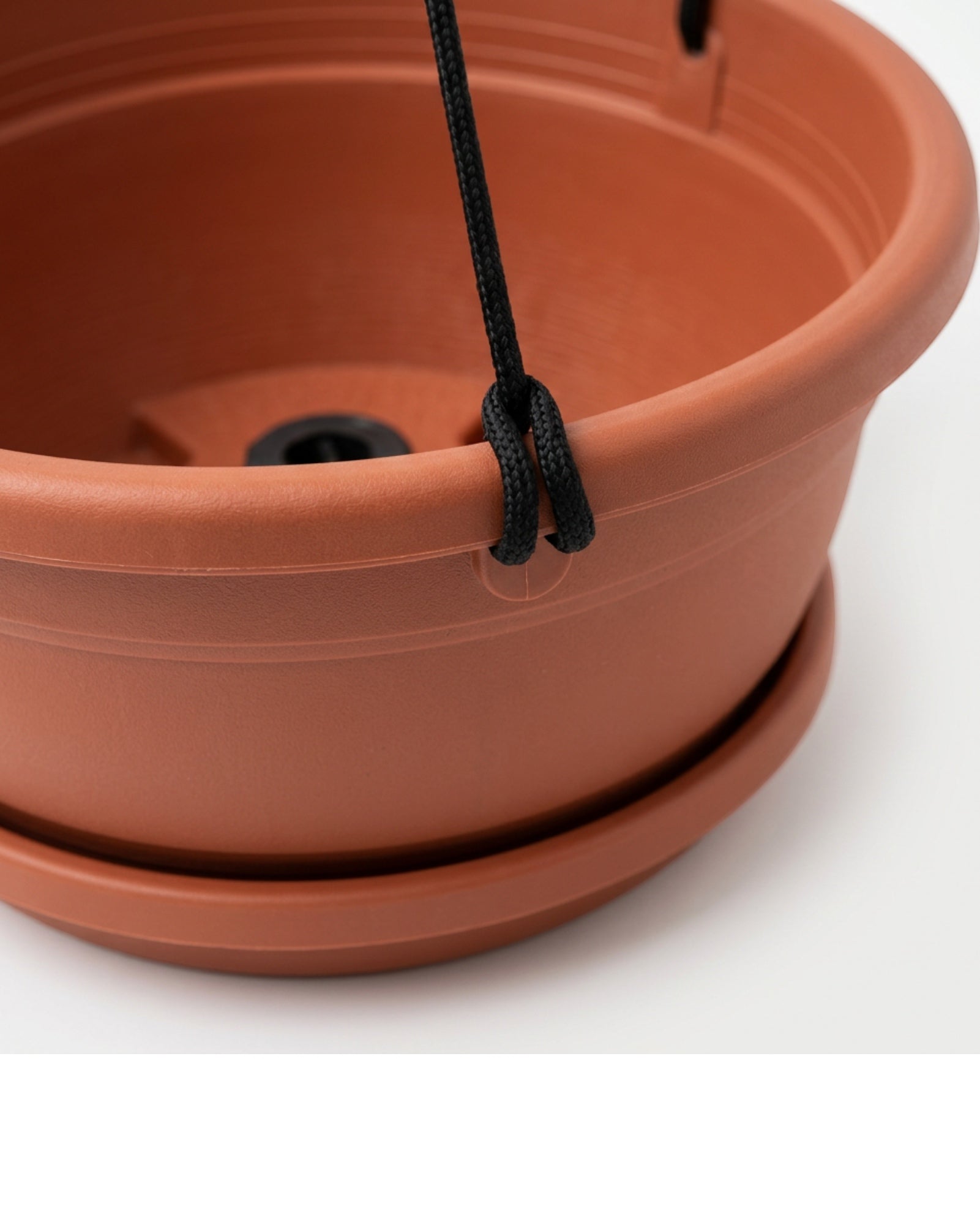 Ridg Hanging Plastic Planter 25 cm Terracotta Color - Detail view